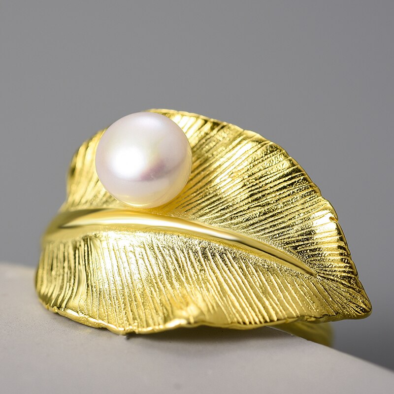 Lovely Pearl on a Leaf Open Ring