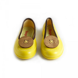 SuperCute WellieStyle Shoes – Yellow Buttons