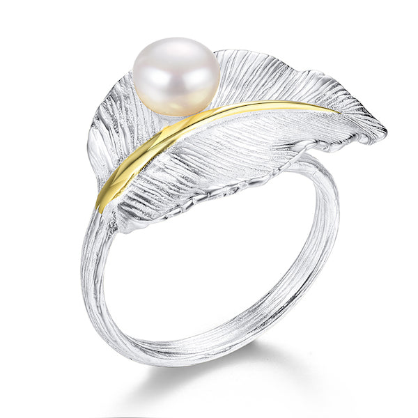Lovely Pearl on a Leaf Open Ring
